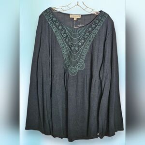 Suzanne Betro Dark Teal Babydoll Tunic w/ Long Bell Sleeves/Lace Neckline-2X